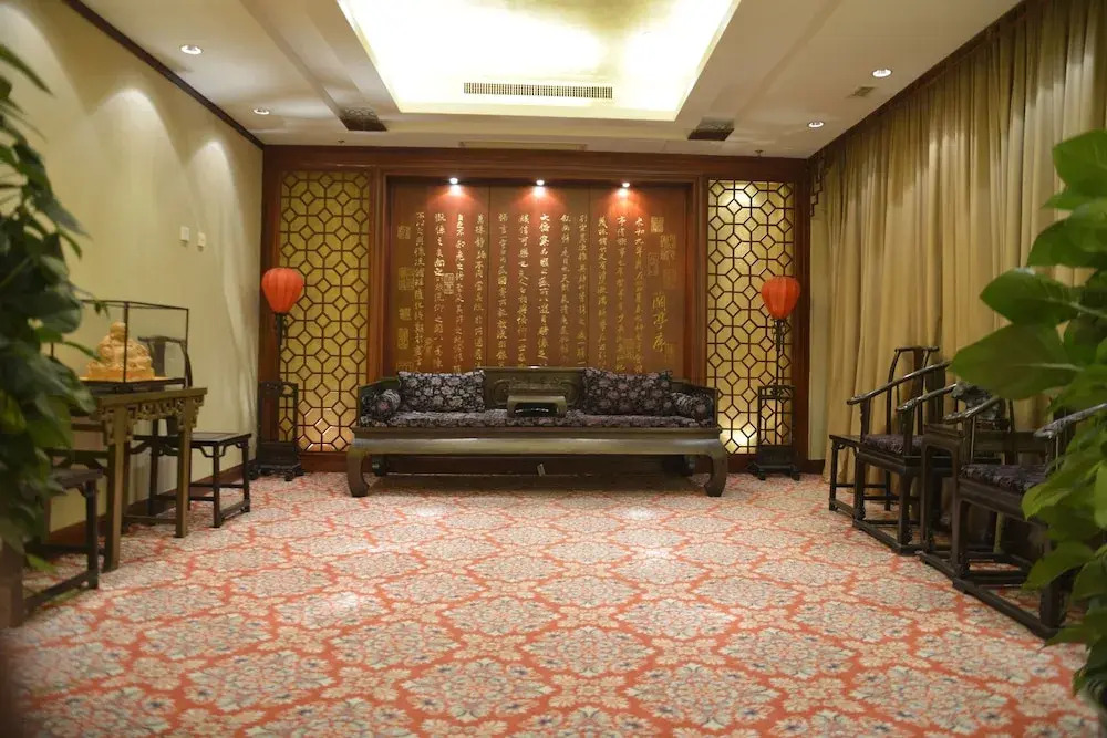 Shanghai Airlines Travel Hotel