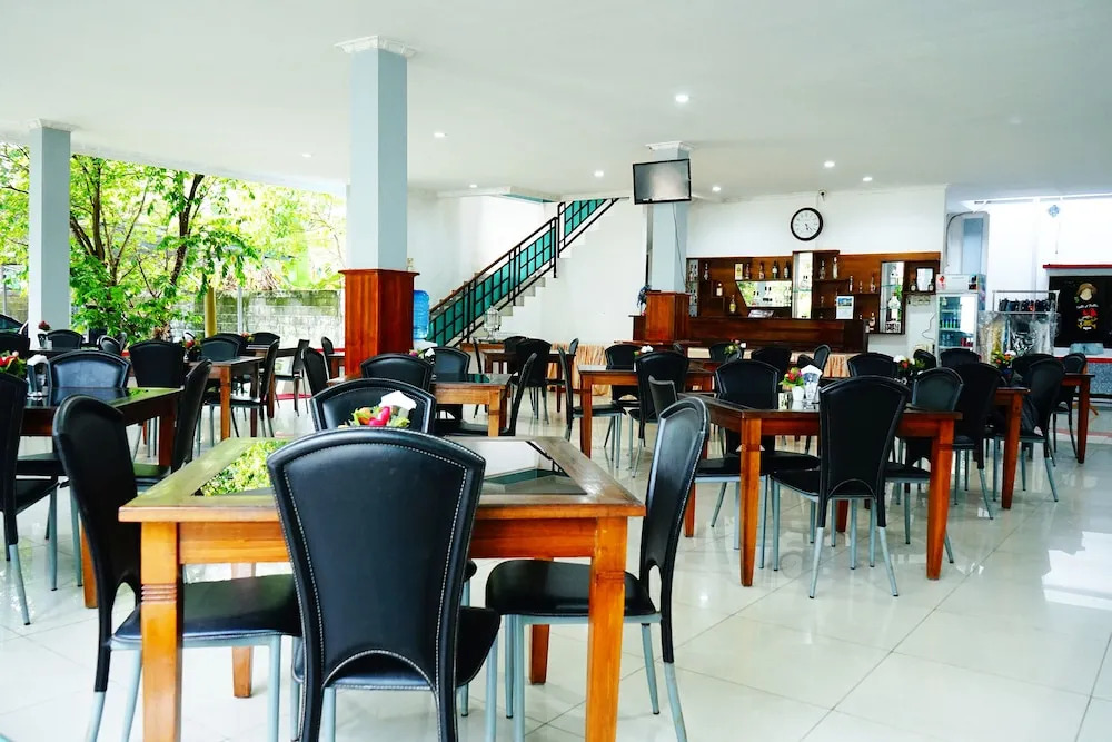 Oyo 480 Hotel Demuon