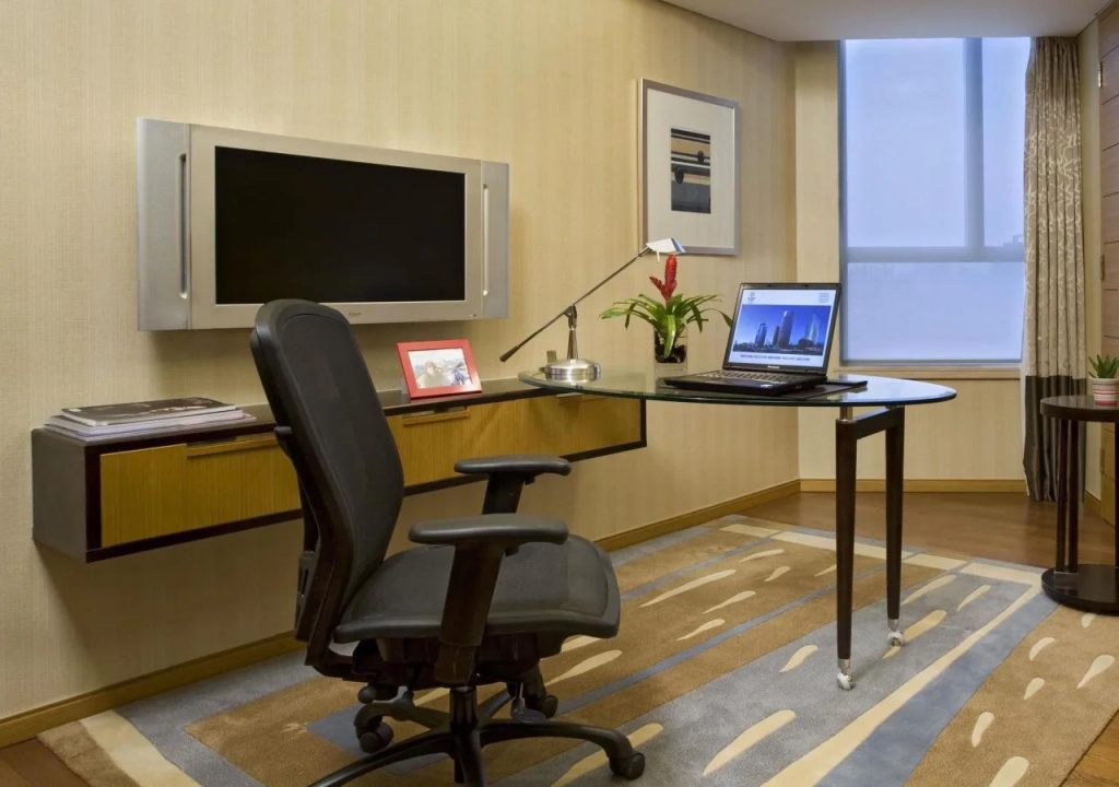 Sheraton Grand Shanghai Pudong Hotel & Residences