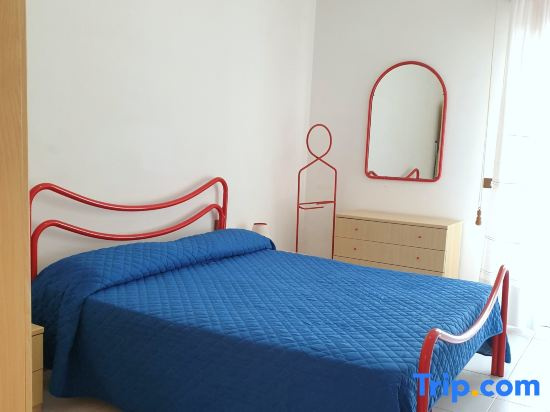 Enjoy Your Stay in our Cozy Bright Flat