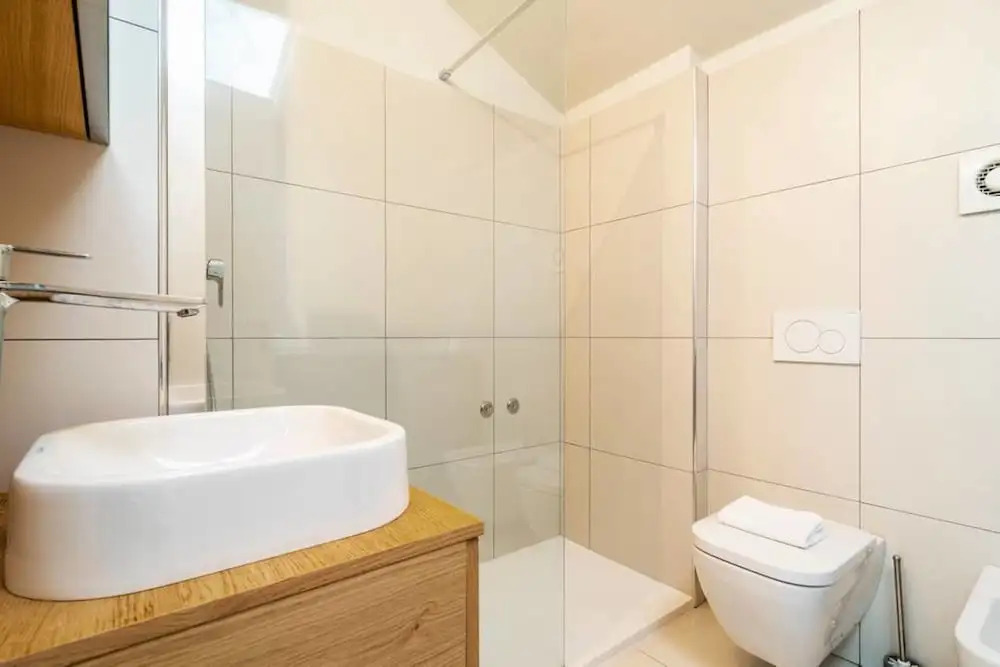 Classy Milanese Stay near Sforza Castle