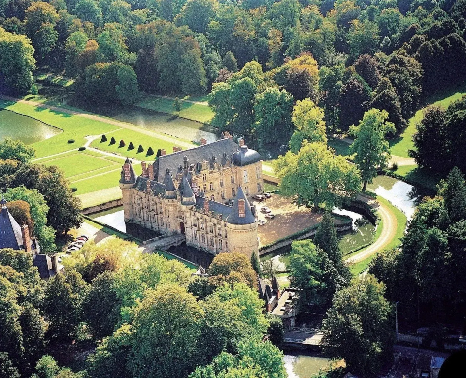 Chateau d'Esclimont