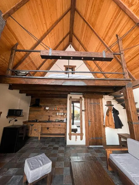 Elia Loft