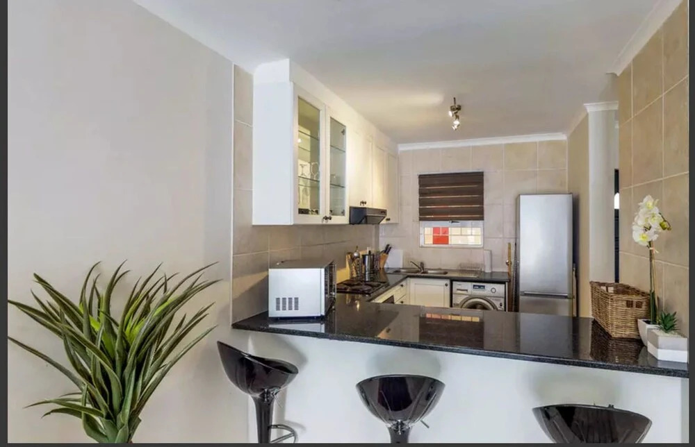 Knowles Big Bay Condo