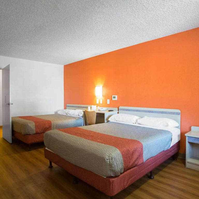 Motel 6-Kingman, AZ - Route 66 West