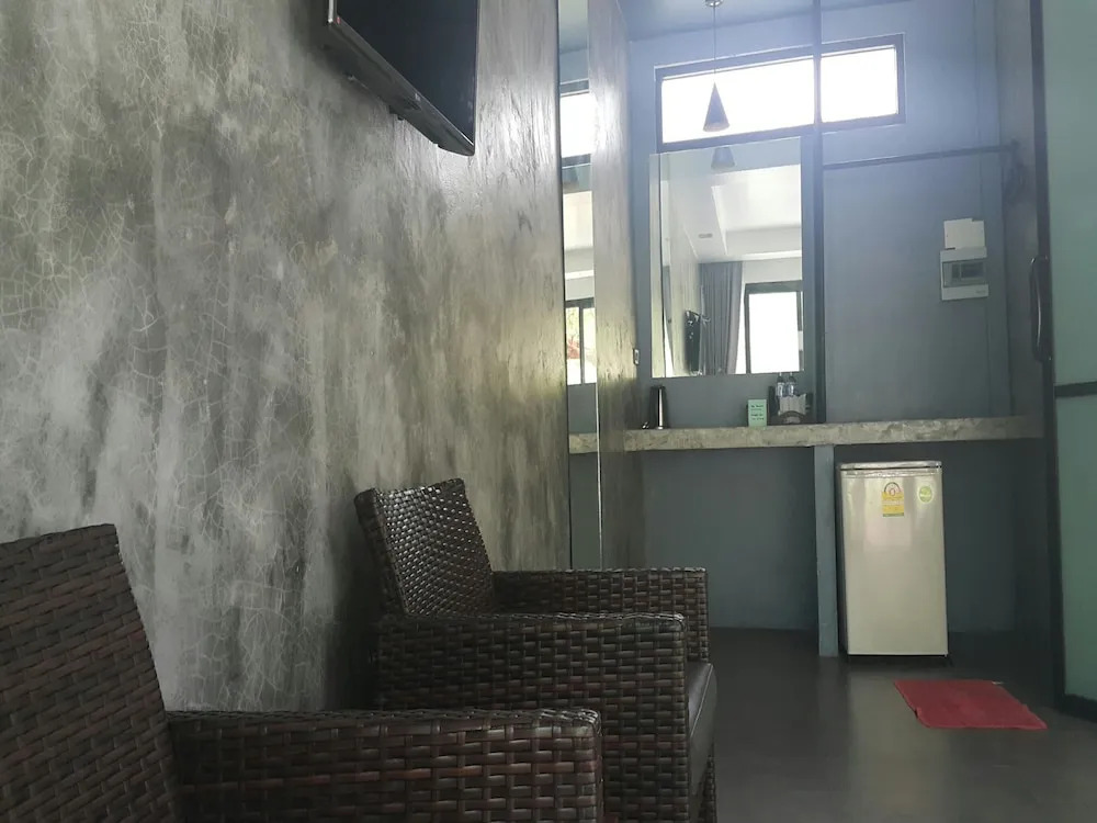 Baan Chao Mai Beach House