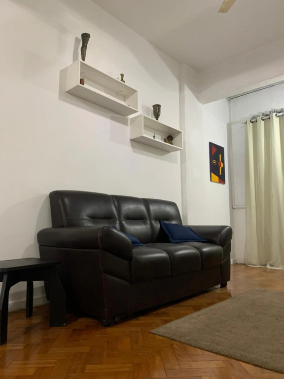 Apartamento mobiliado em Copacabana a 200m da praia