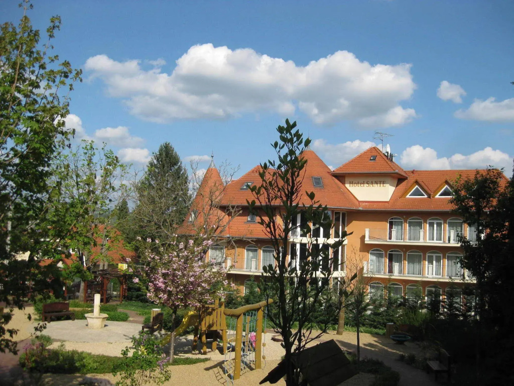 SANTE Hévíz