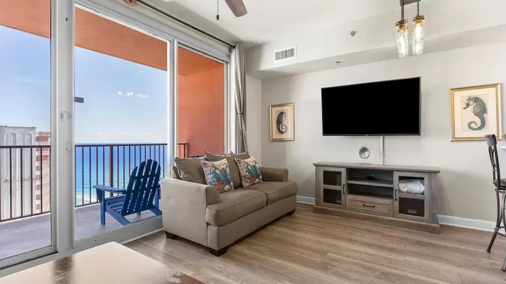 Beachfront Condo, Oceanview Balcony, Lagoon Pool Thomas Dr #2308 by Avantstay