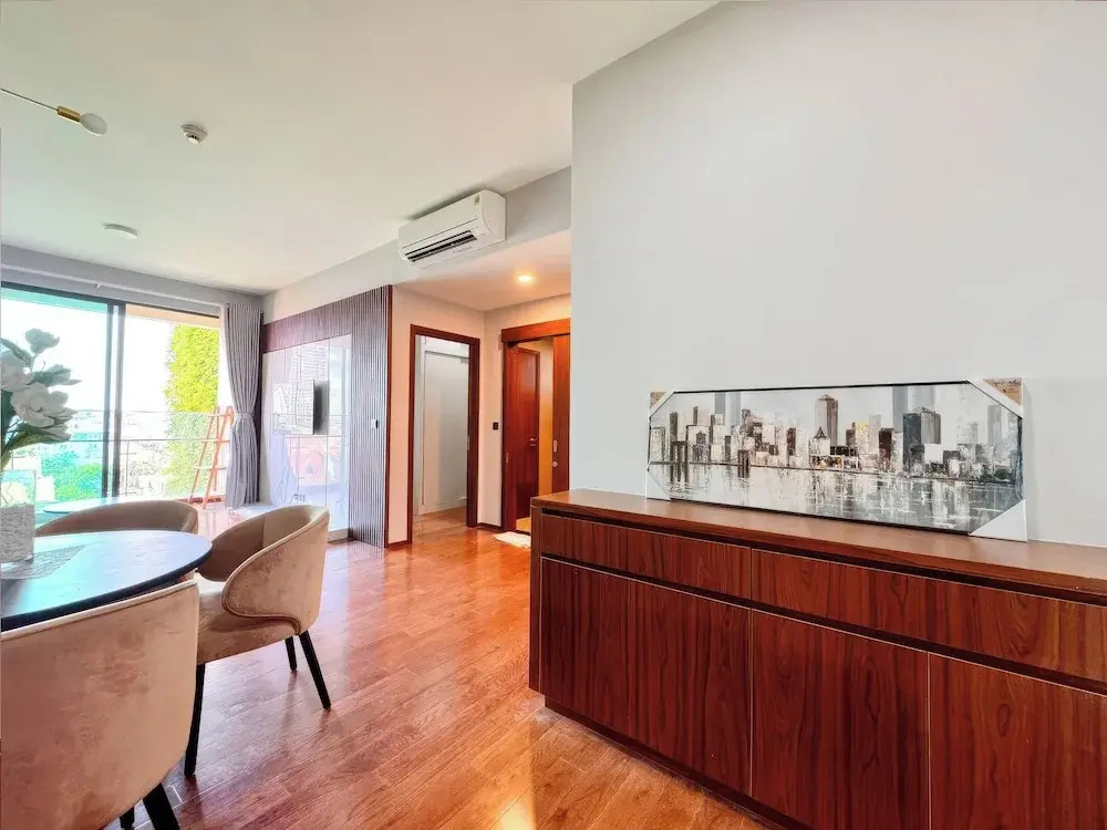 Homies Dedge Thao Dien Luxury Apartment