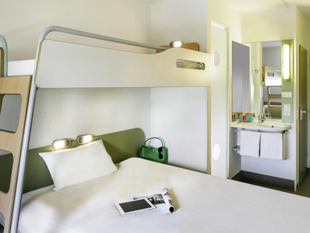 ibis budget Santeny