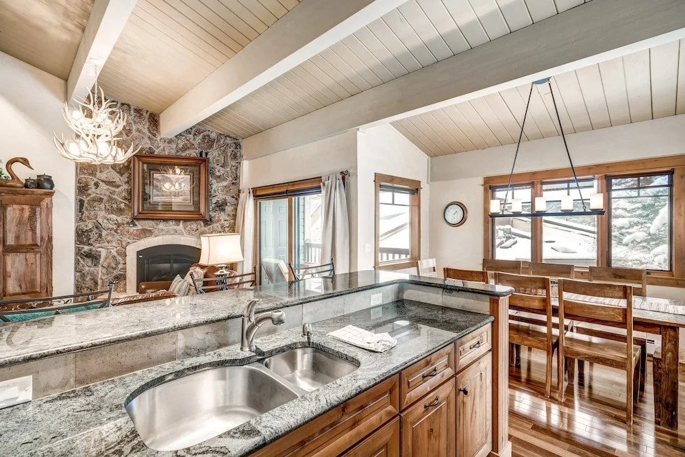 2315 Apres Ski Way #120 Condo by RedAwning