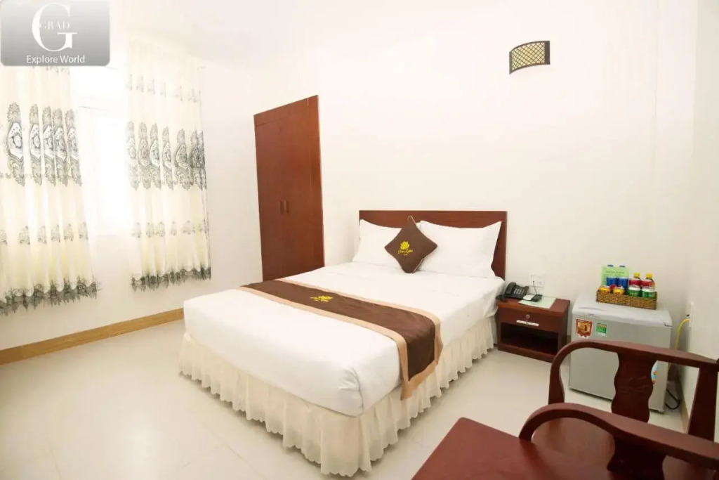 Bong Sen Xanh Hotel