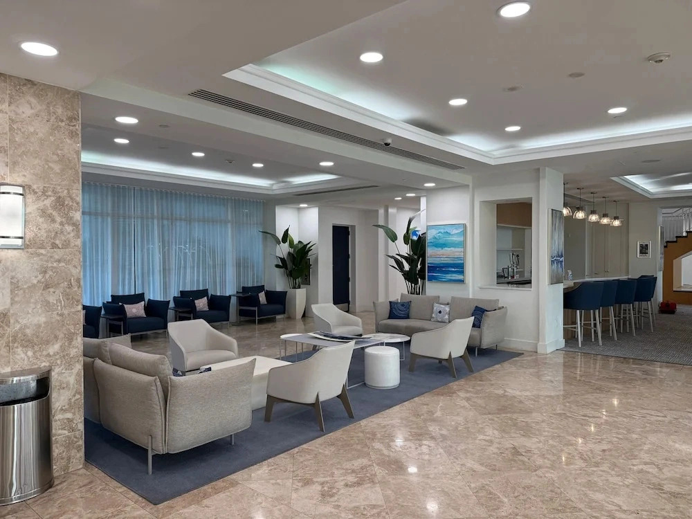 1 Bedroom  Suite with intracoastal view