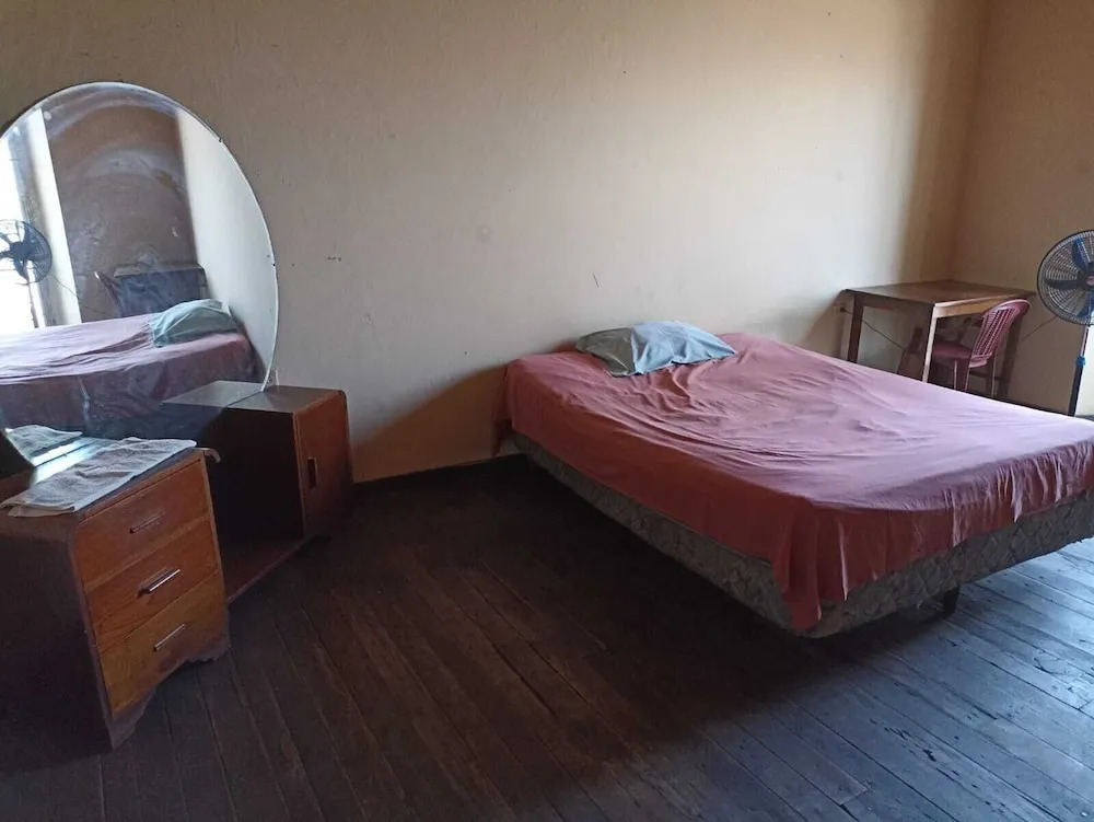 Hostal y Hotel Villa Morena