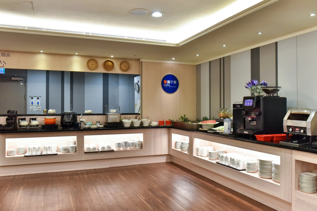 Holiday Inn Express Taipei Train Station by IHG