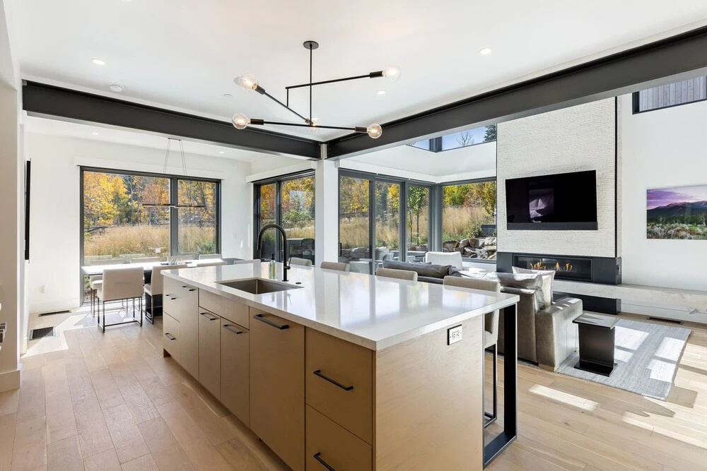 Modern Mountain Retreat