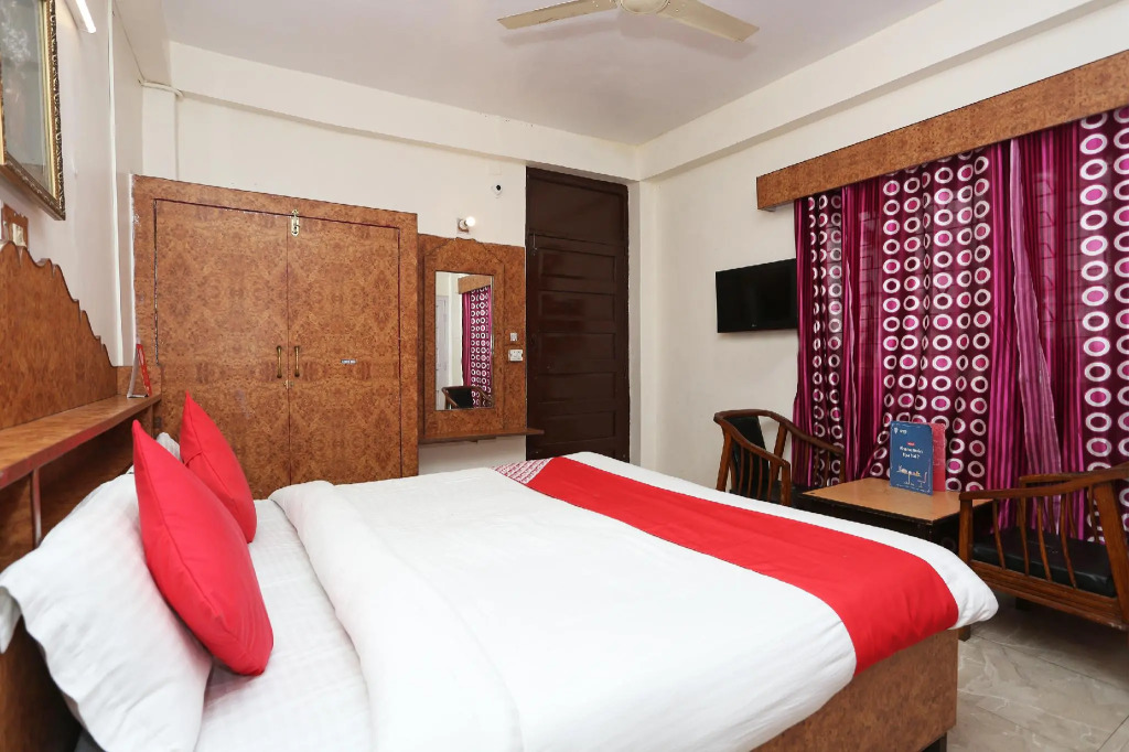 OYO Flagship 22884 Hotel Shingar