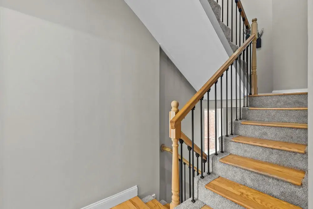4700 West End Whimsy