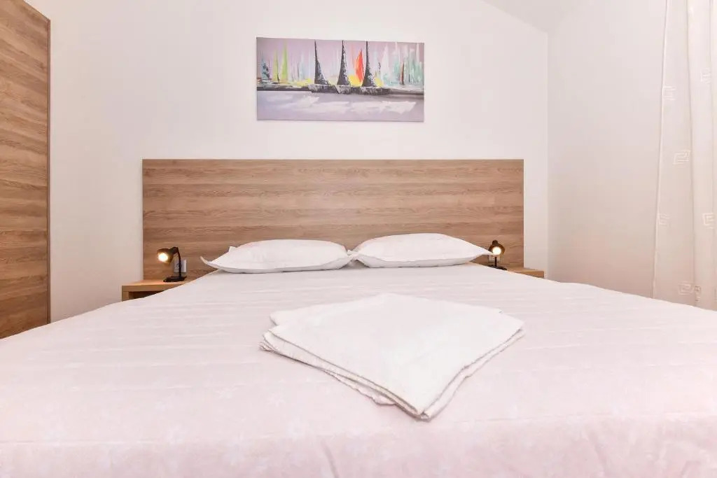 Apartment Marijo - 300m to beach
