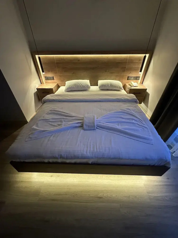 Rose Suites