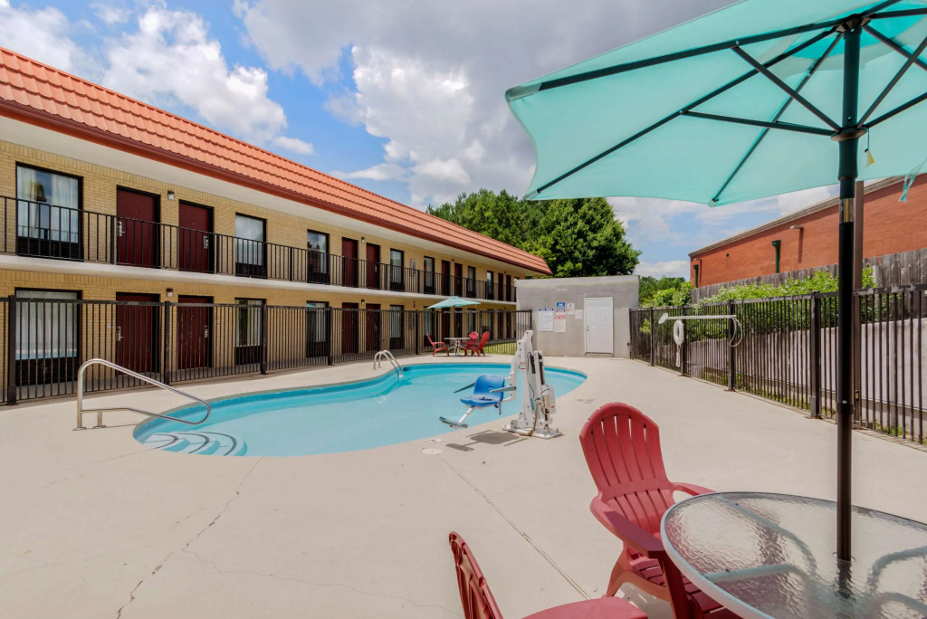 Quality Inn Acworth North