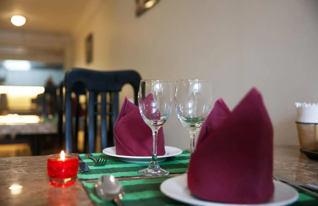 Serenity Villa Hotel
