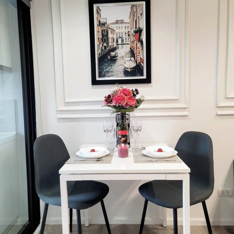 Urban Elegance Knightsbridge BTS Bearing