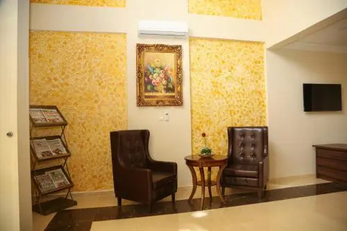 Consort Luxury Suites