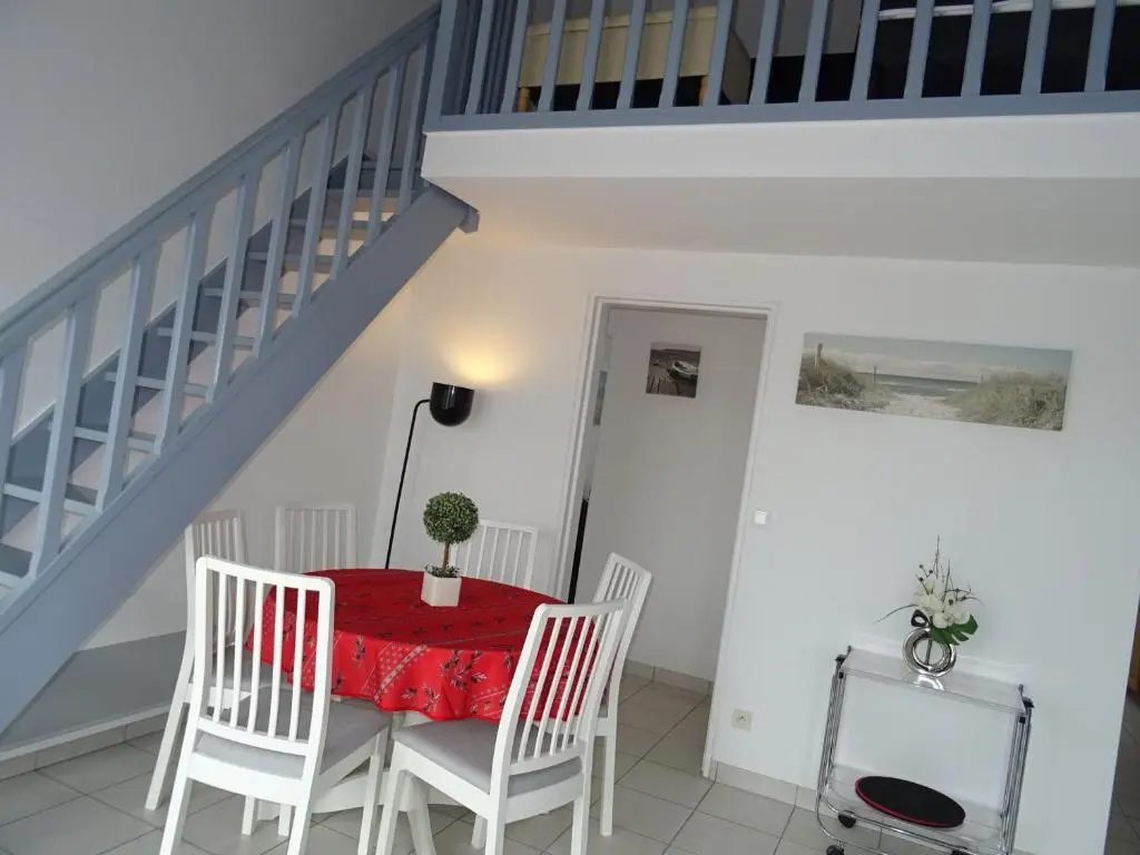 Appartement Les Sables-d'Olonne, 4 pièces, 7 personnes - FR-1-92-883