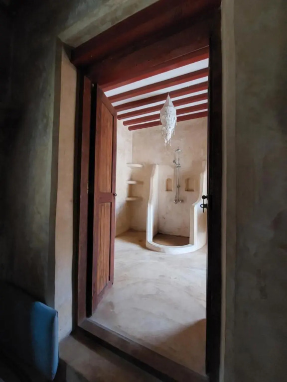 Samaki House
