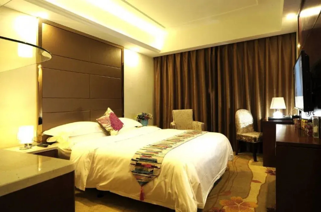 Tongfa Heyi Hotel