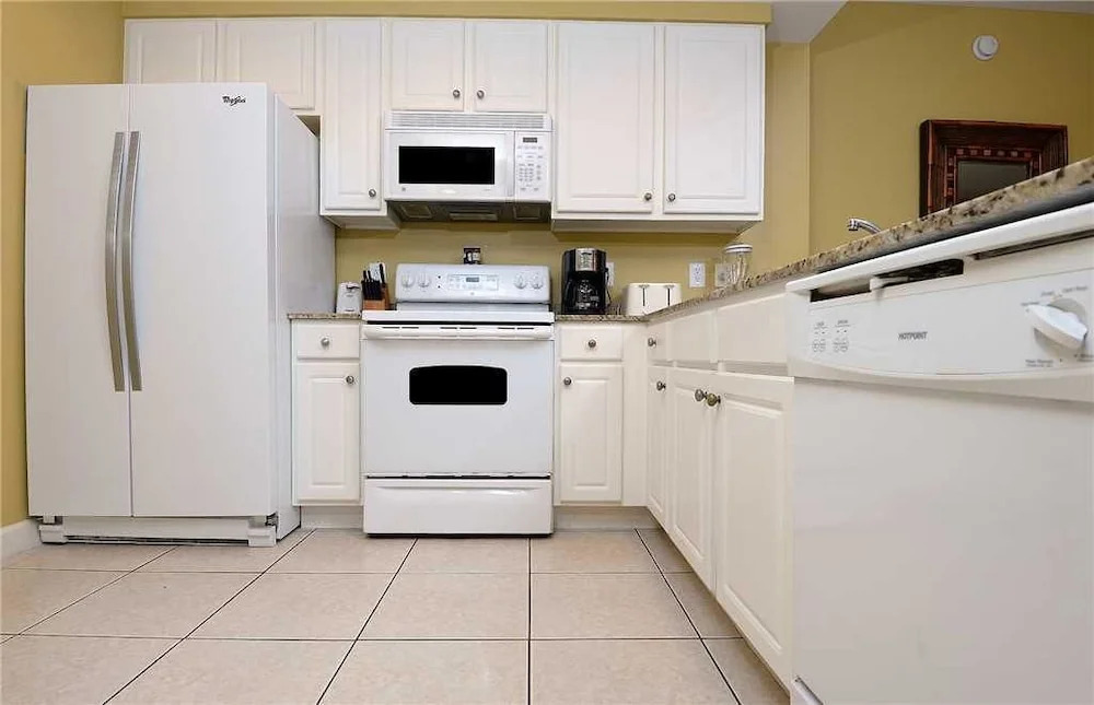 Splash 207 - Two Bedroom Condo