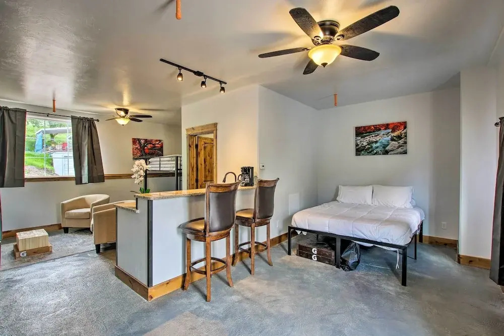 Contemporary Studio, Walk to Lava Hot Springs