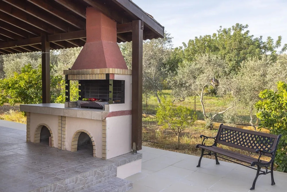 The Arches Villa