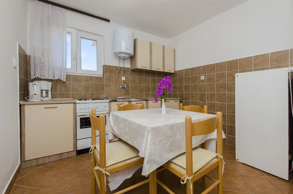 Apartments Rada