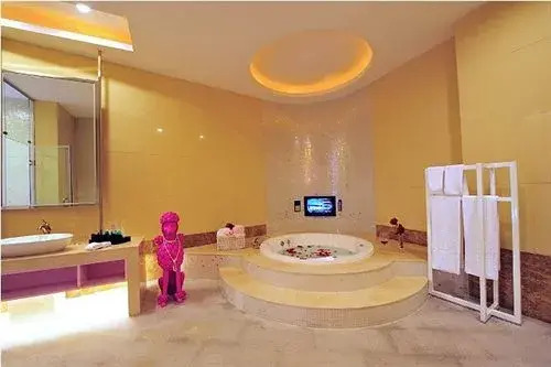 Six Star Motel