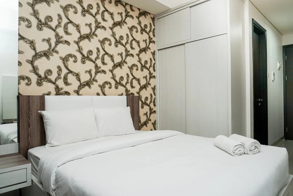 Best Price Studio @ Puri Mansion Apartment