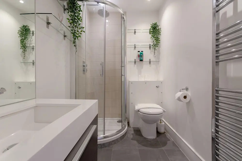 1 Bedroom Flat on Portobello Road Notting Hill