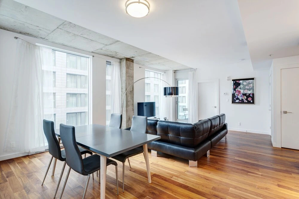 Heritage Apartments in Old Montreal by Hometrotting