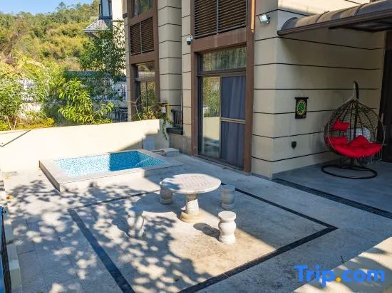 Lvshu Resort Villa (Huizhou Huilin Hot Spring Shop)