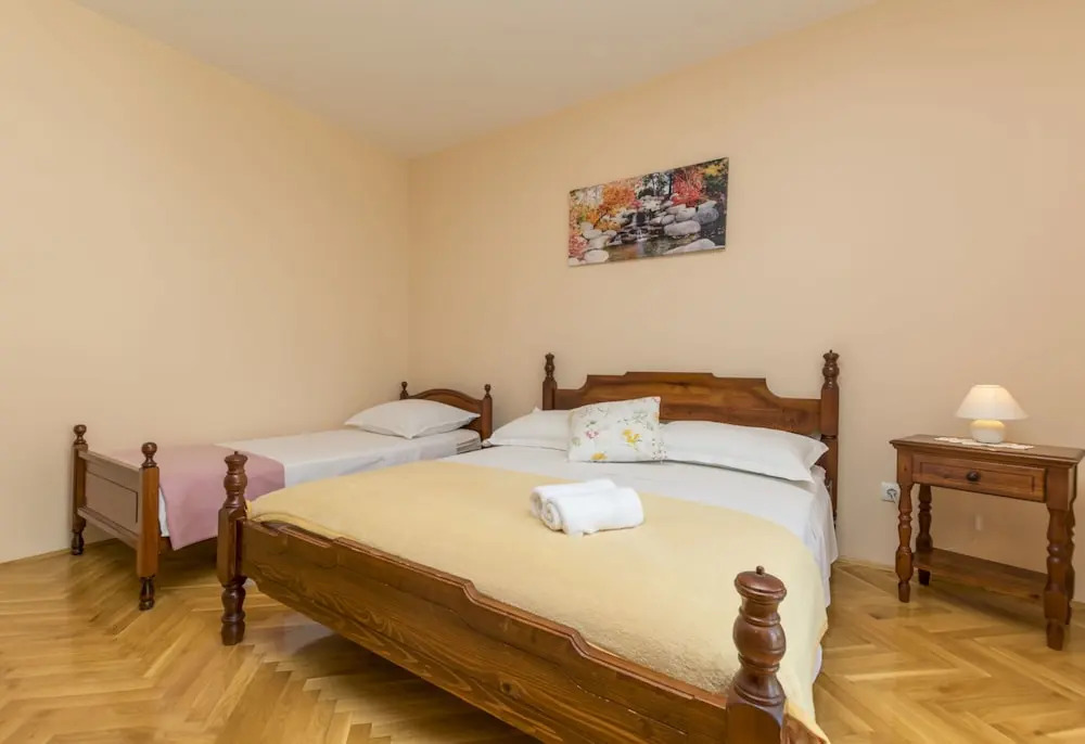 Apartments and Room Alen