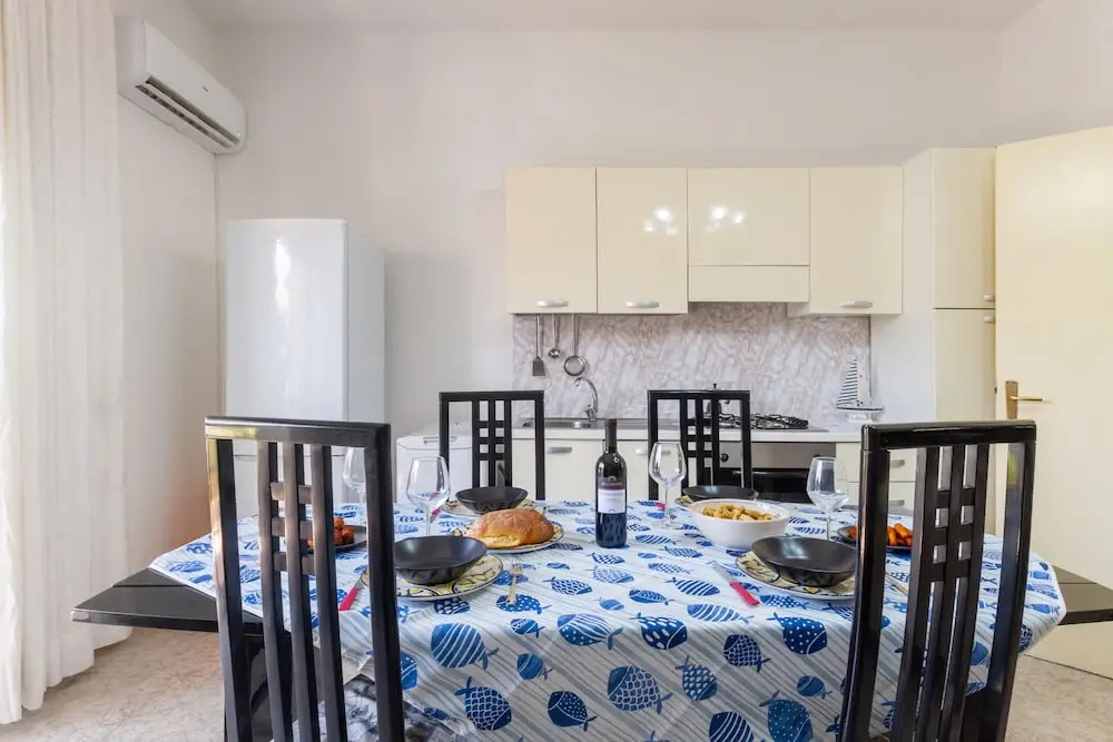 Air-conditioned Studio Near the Sea With Wi-fi Garden and Bike