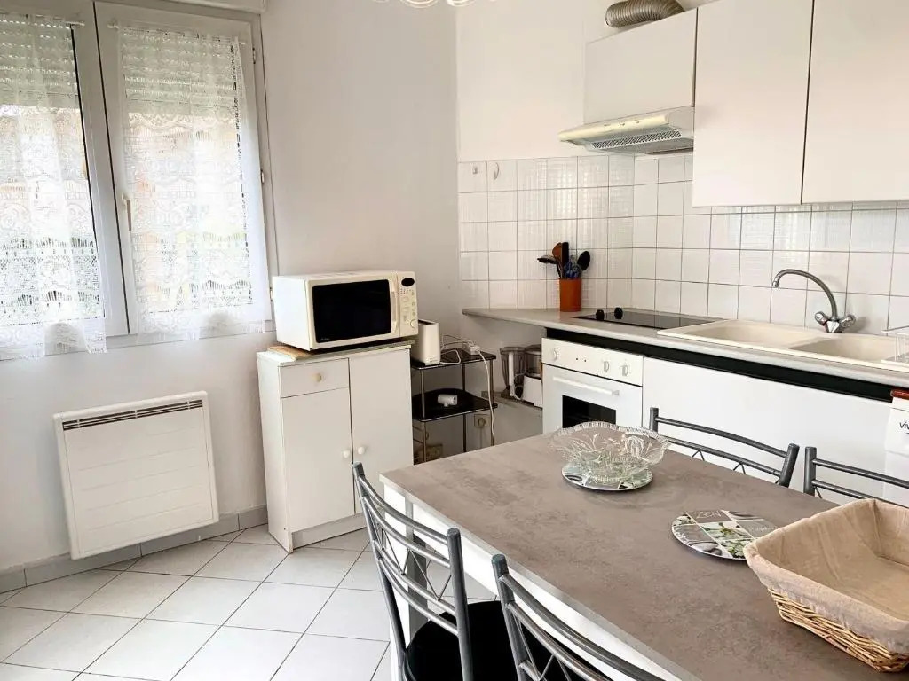 Appartement Bouzigues, 2 pièces, 4 personnes - FR-1-604-13