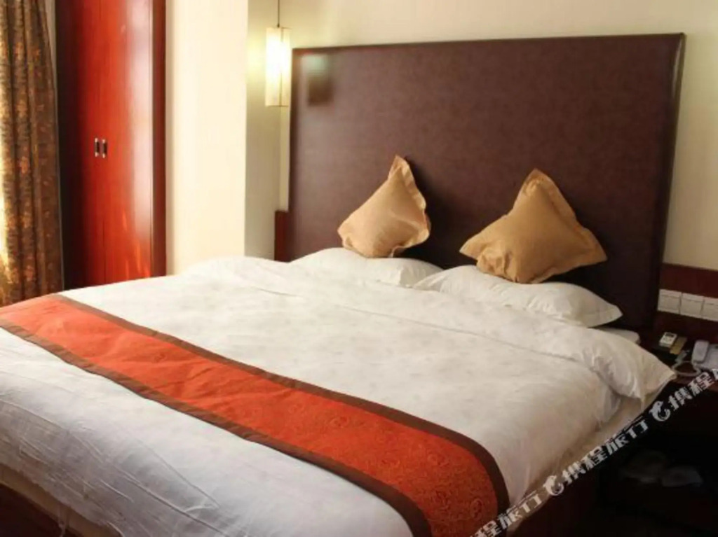Marriott Business Hotel (Gaozhou People's Court)