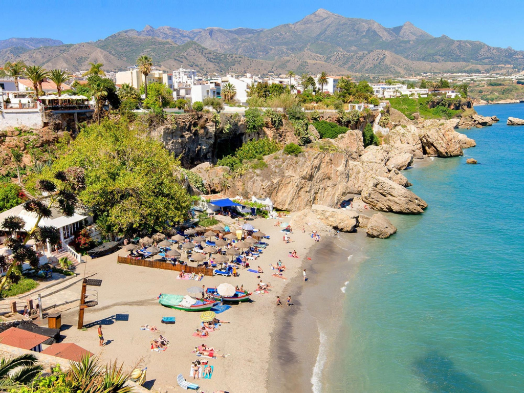 Olée Nerja Holiday Rentals by Fuerte Group