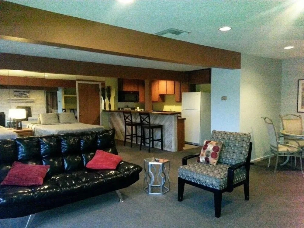 Lodge At Turkey Cove