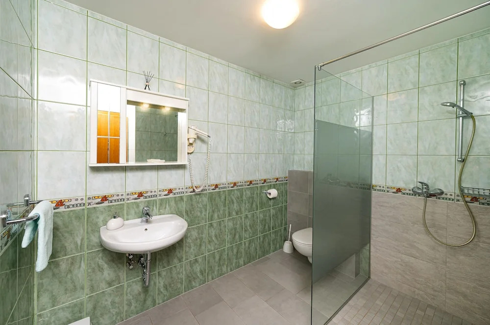 Rooms & Apartments Pr Matjon
