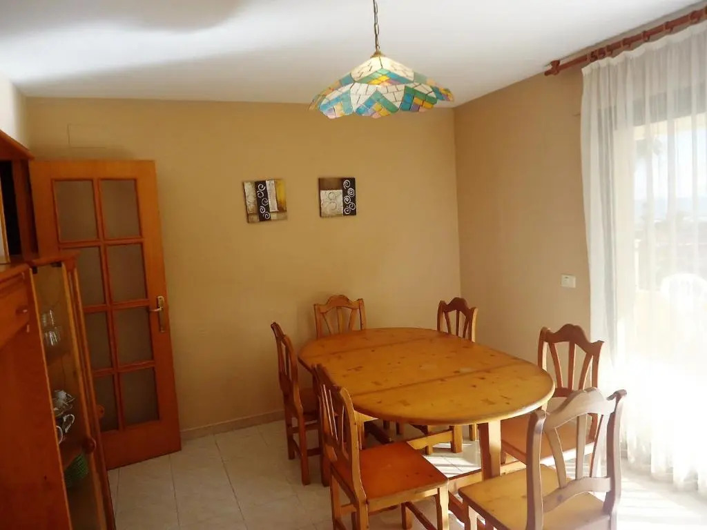 Apartamentos Alboran 4/6 Lek
