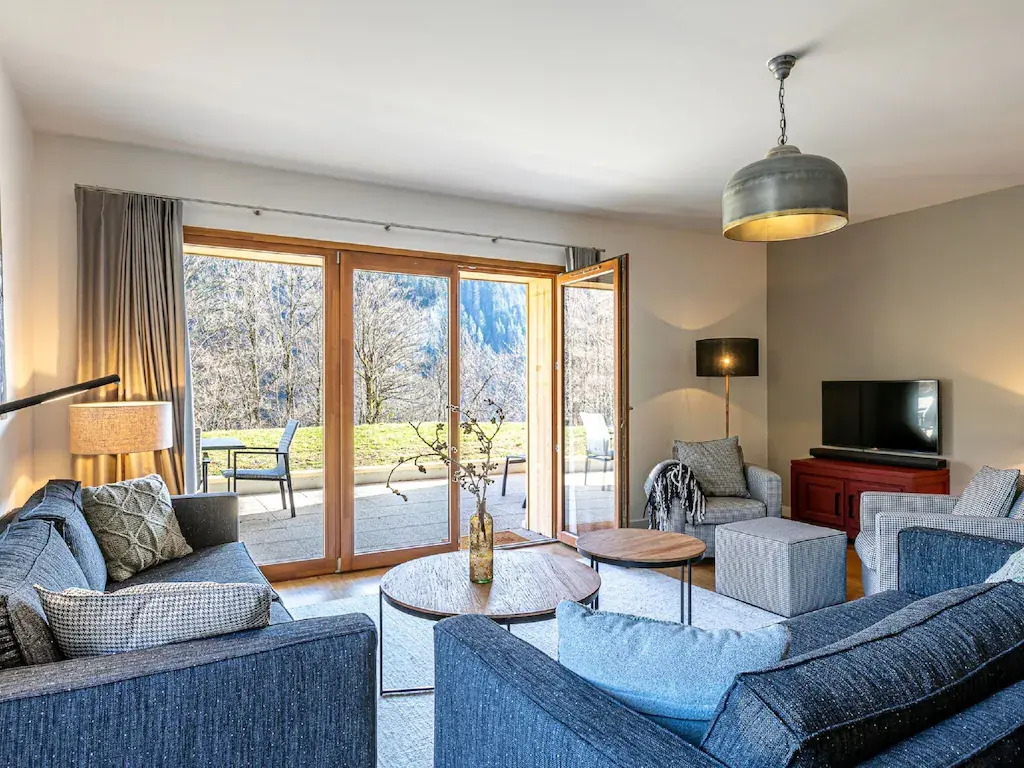 Luxurious apartment with two bathrooms and terrace